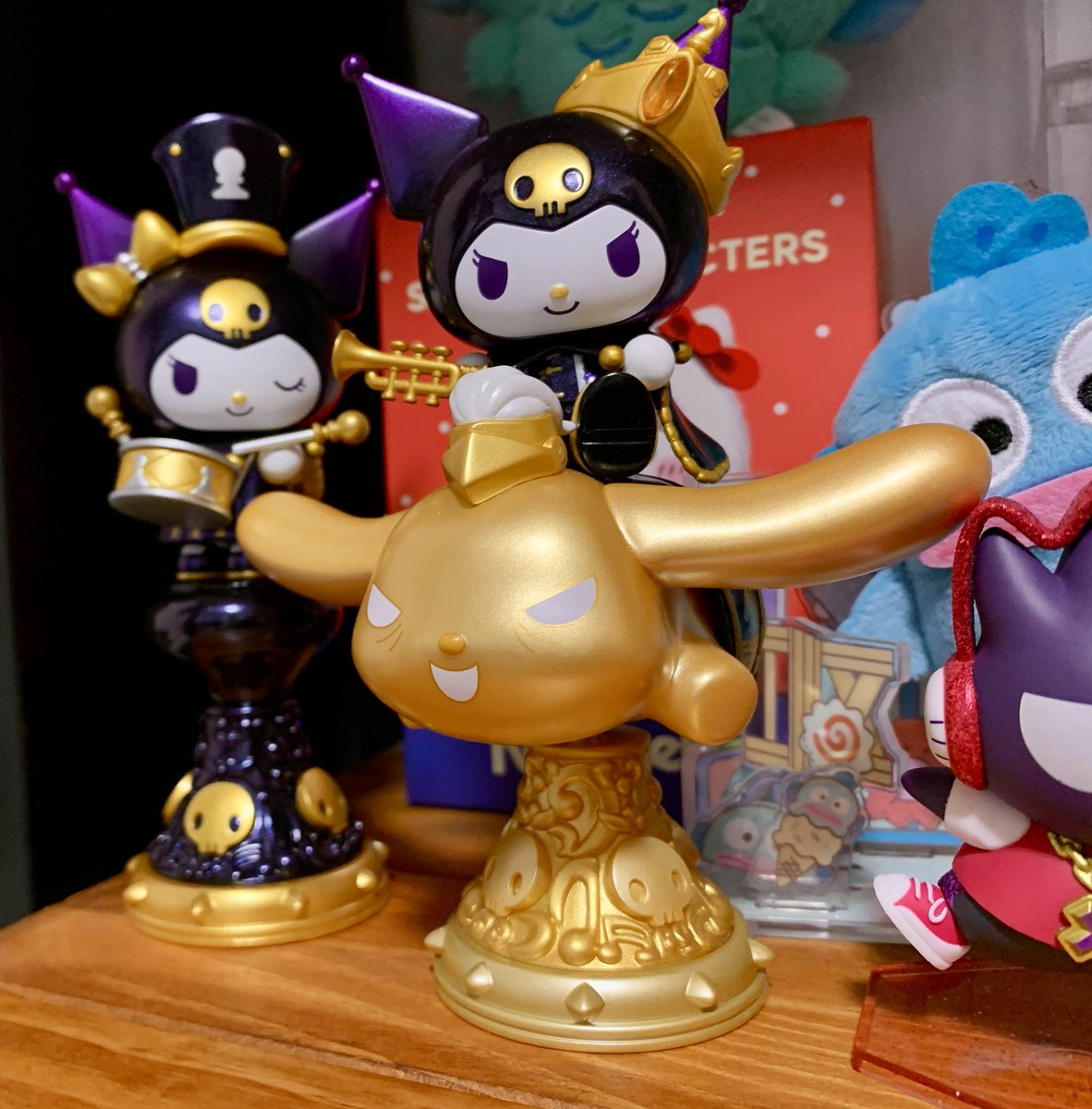 クロミのランダムチェスフィギュア、前に買ったやつと比べて箱の重さが