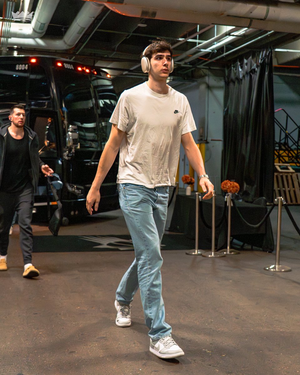 showtime in the desert 🏜️