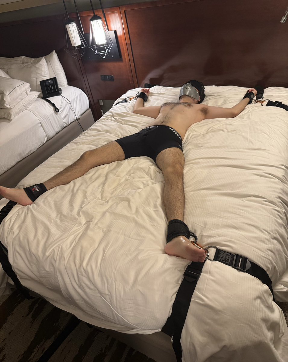 Kink Interested 🖤 tweet media