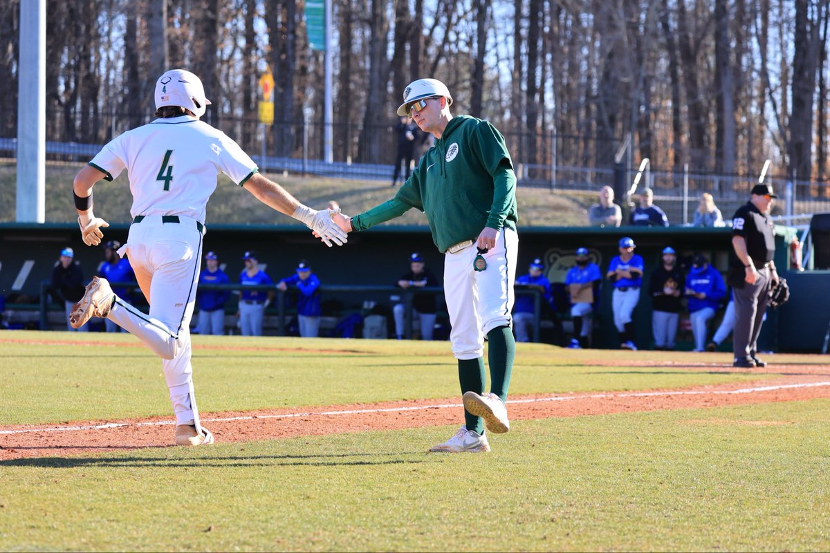 Ryan Terrill tweet media