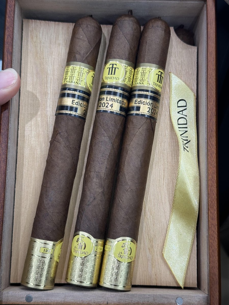 I stocked up on some Cuban cigars #DocumentingNow#