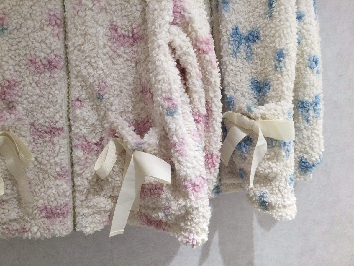 ▷おすすめアイテム Fluffy Tulip Boa Blouson ピンク/ブルー ¥13,200