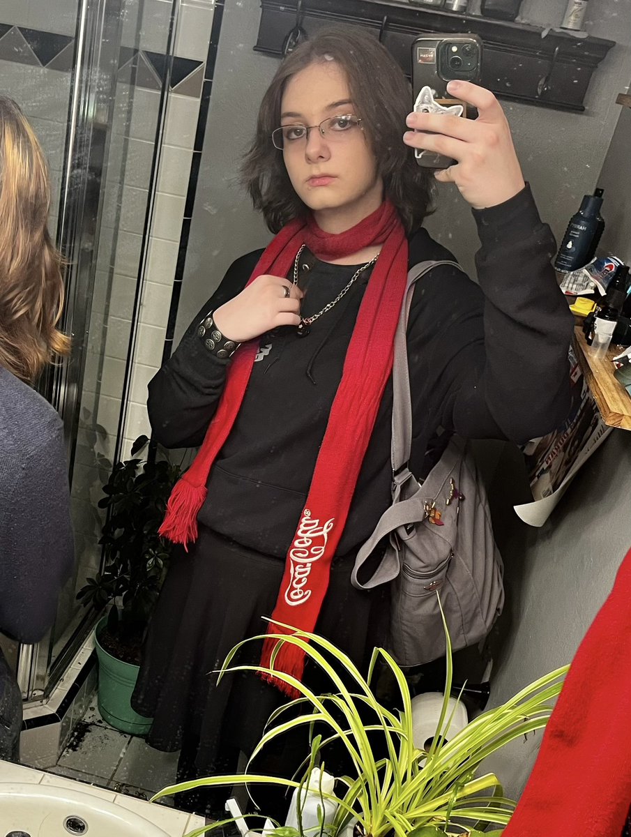 6 months ago vs 2 days ago 🏳️‍⚧️🏳️‍⚧️

Its insane what you can accomplish even without HRT