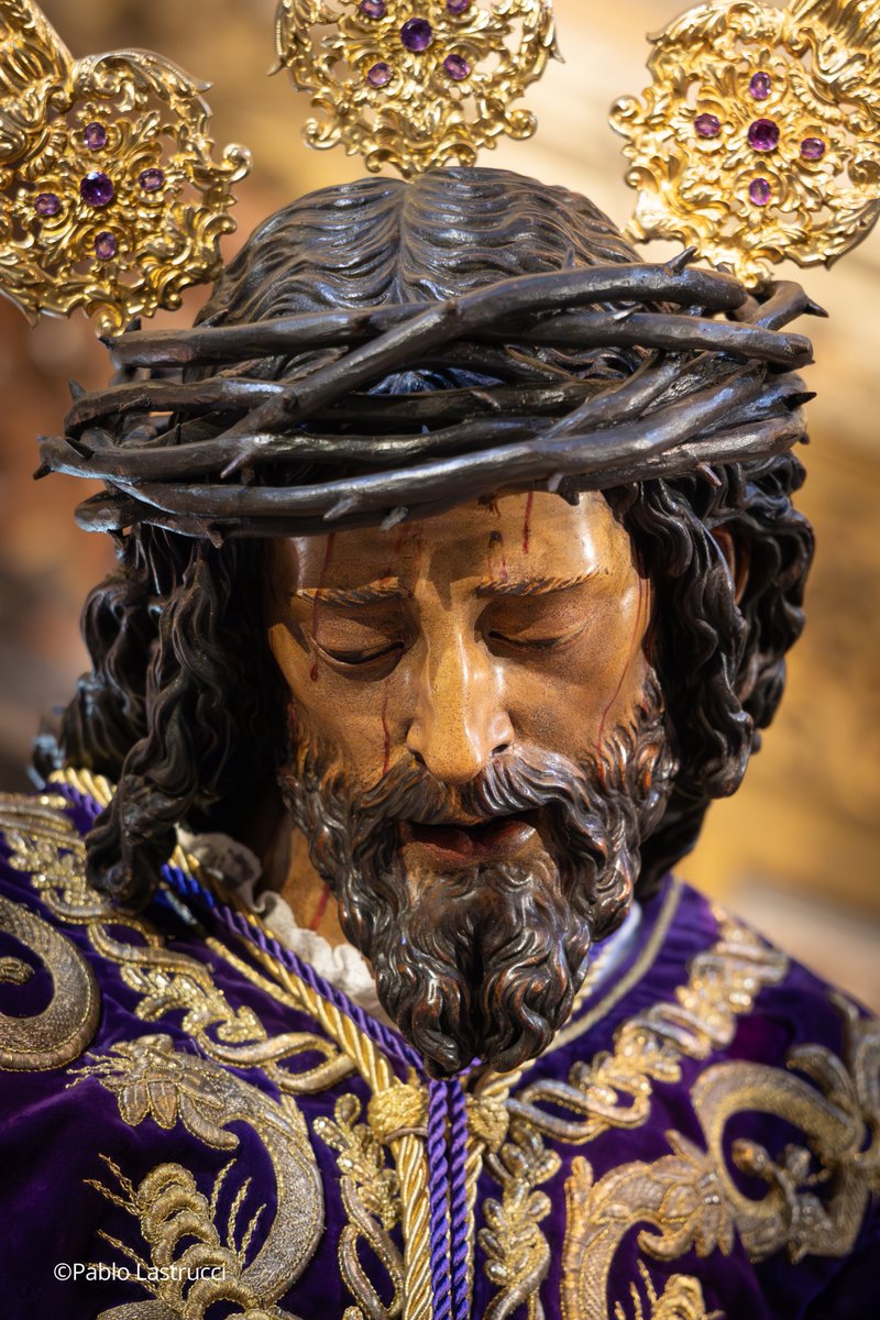 🪻La Pasión del 𝐒𝐚𝐥𝐯𝐚𝐝𝐨𝐫.

2 de enero.

<a href="/Hdad_Pasion/">Archicofradía Sacramental de Pasión</a> #SevillaHoy