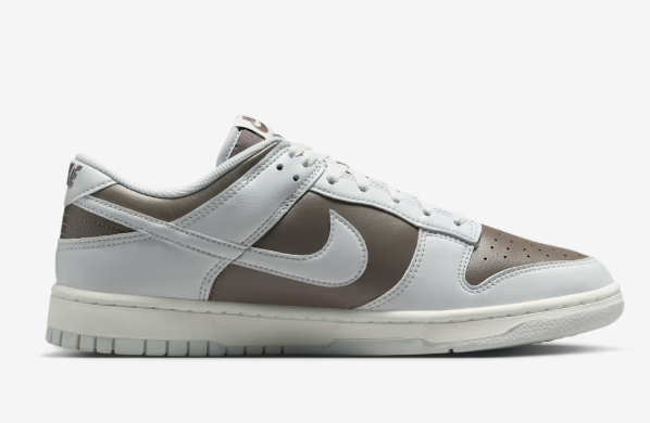 SNKR_TWITR tweet media