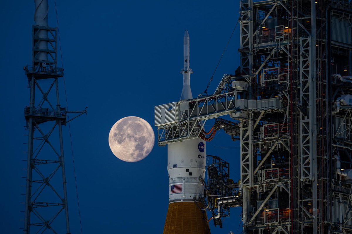 NASA_Johnson's tweet image. Under the light of the Wolf Moon, the next chapter begins. 🌕

The first full Moon of the year rises tomorrow as humanity prepares to return to the Moon with Artemis II, the first crewed flight test of the Orion spacecraft, in more than 50 years.