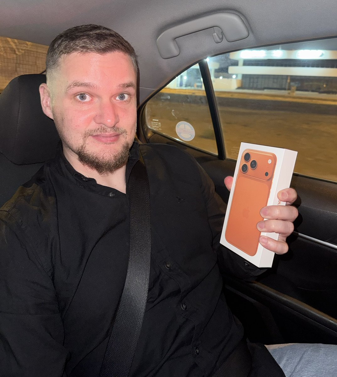 Samuel Leeds tweet media
