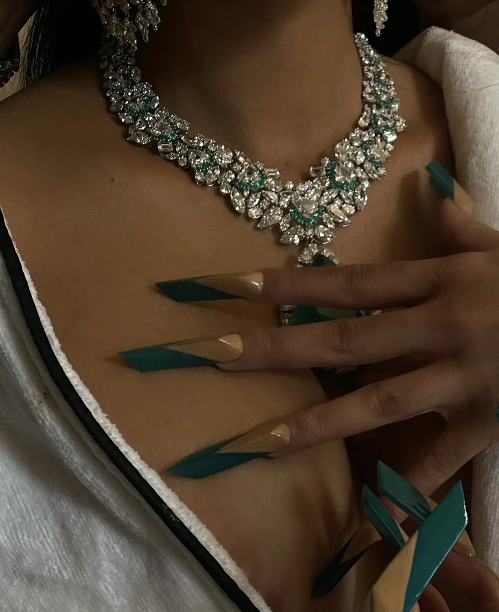 JadeFiles_'s tweet image. 