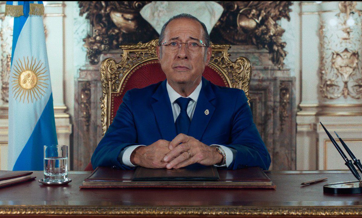 fedeebongiorno's tweet image. 🍿 Las 10 películas más vistas en cines argentinos en 2025:

1️⃣. Lilo &amp;amp; Stitch – 3,7M espectadores
2️⃣. Minecraft – 1,8M
3️⃣. Homo Argentum – 1,8M 
4️⃣. El conjuro 4 – 1,7M
5️⃣. Jurassic World: Renace – 1,5M 
6️⃣. Cómo entrenar a tu dragón – 1,4M
7️⃣. Zootopia 2 – 1,4M
8️⃣. Mufasa –…