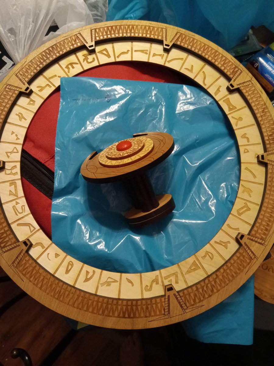 aimsame's tweet photo. @Dean_Devlin I've been unplugged since Oct, so I'm just discovering the news of the new Stargate project.  To hear that you are involved..... made my year.  I'm so freaking excited!!! https://t.co/j3EiuXqr7z