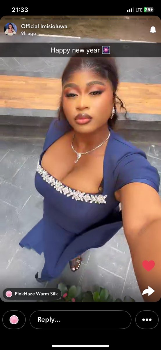 realityteevee25's tweet photo. Imisi will be turning 24 this month!💃💃💃
#ImisiAyanwale
#Twentyfun https://t.co/yJYS5YJwNy