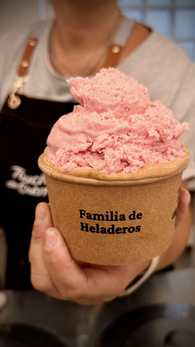 Lo pidieron y lo tienen

SORTEO DE HELADO 

10 personas se van a ganar un voucher de 1/2 kg de Touche de Creme 

 🍦comentar tu sabor de helado favorito 

🍦RT+Me gusta+guardar 

🍦seguirme 

SORTEA EL LUNES