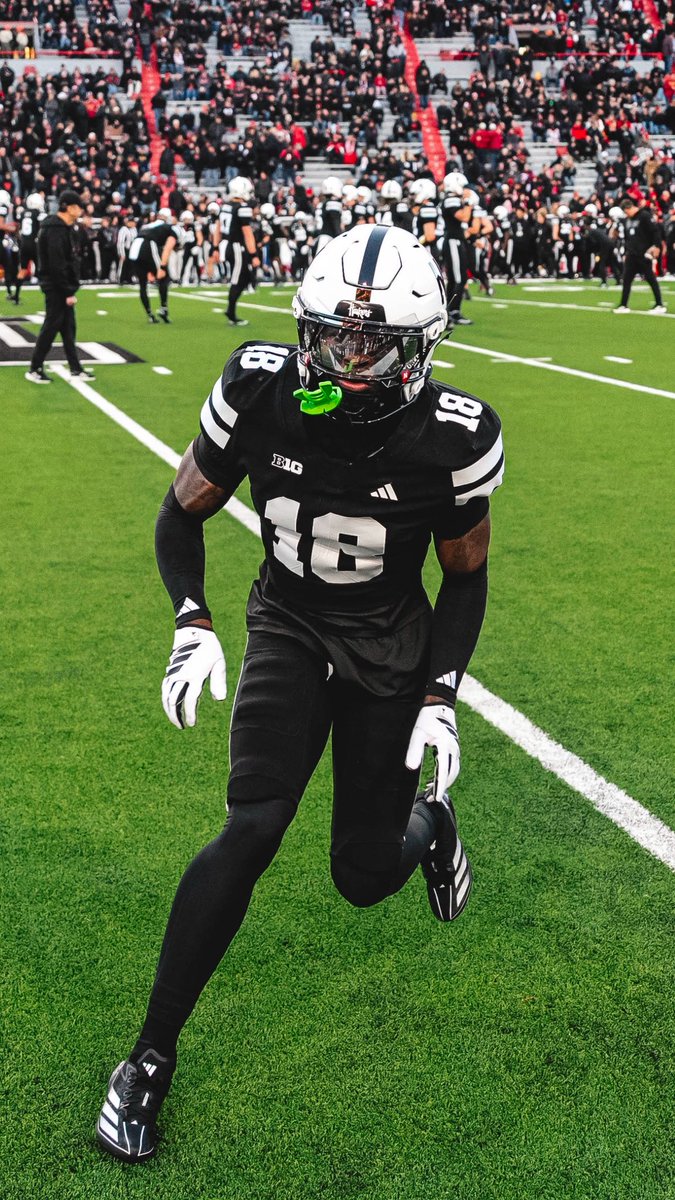 Larry Tarver Jr tweet media