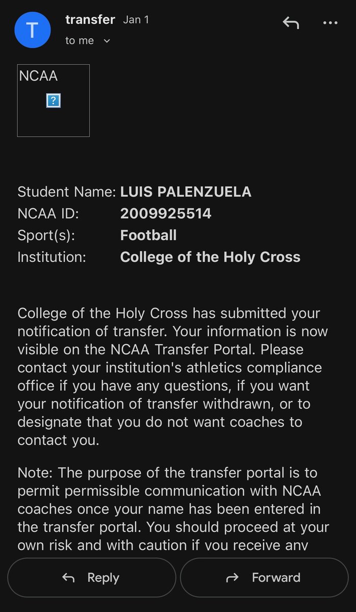 LCPalenzuela22's tweet photo. Officially in the Portal! Grad Transfer with 2 years of starting experience! Here are live snaps and holds from practice! https://t.co/SZgP6T2hHX
