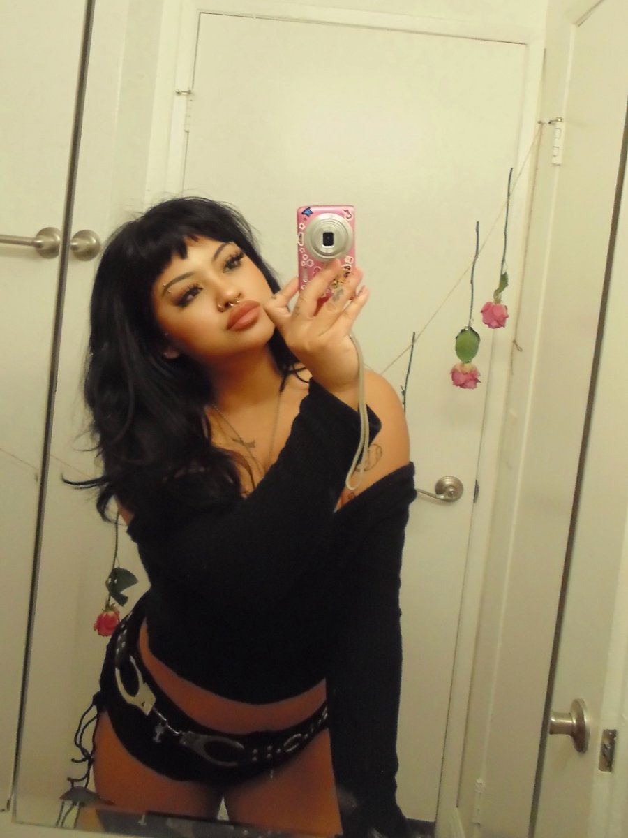 tabithakaitlyn's tweet image. &amp;lt;3