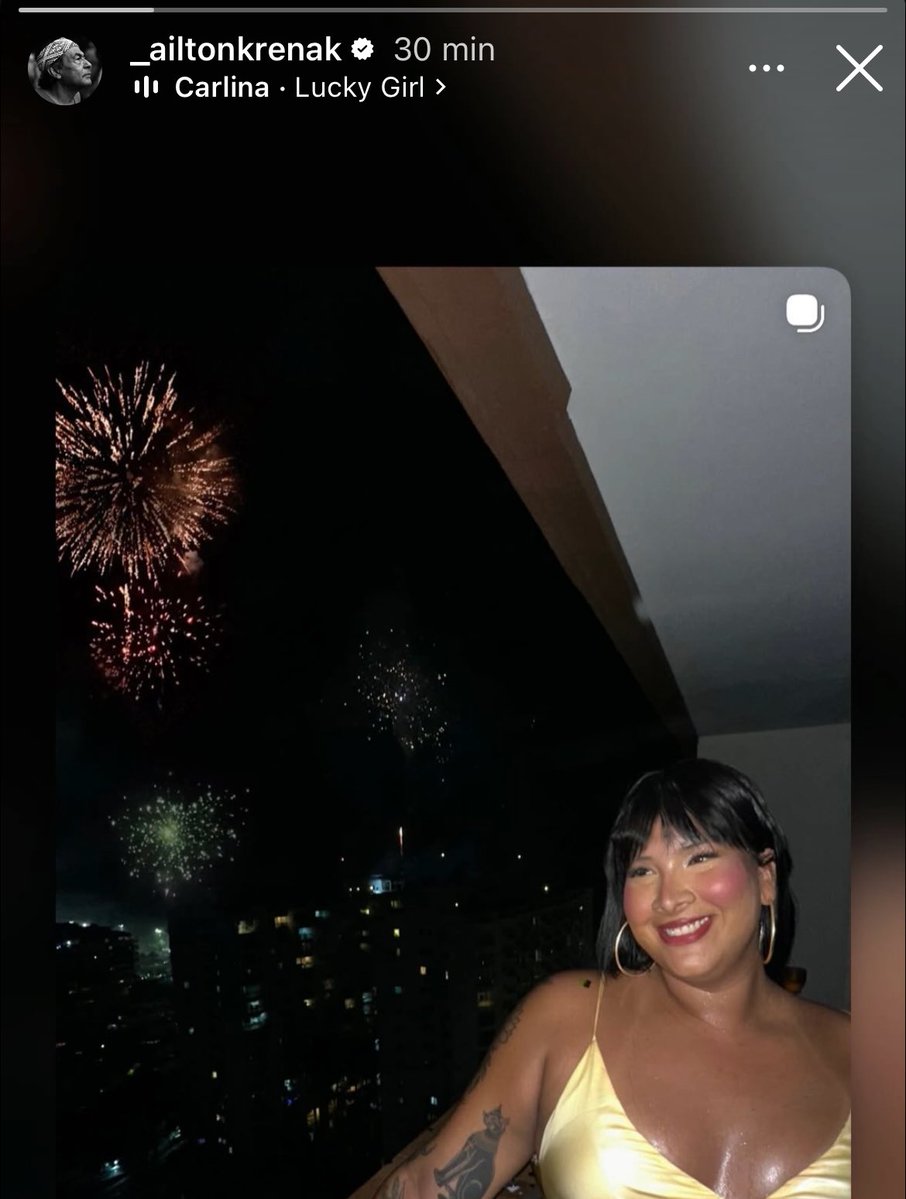 luisakwhy's tweet image. eu passo mal que meu tio ailton fica repostando minhas fotos pra mostrar pros seguidores dele que eu sou bonita kkkkkkk