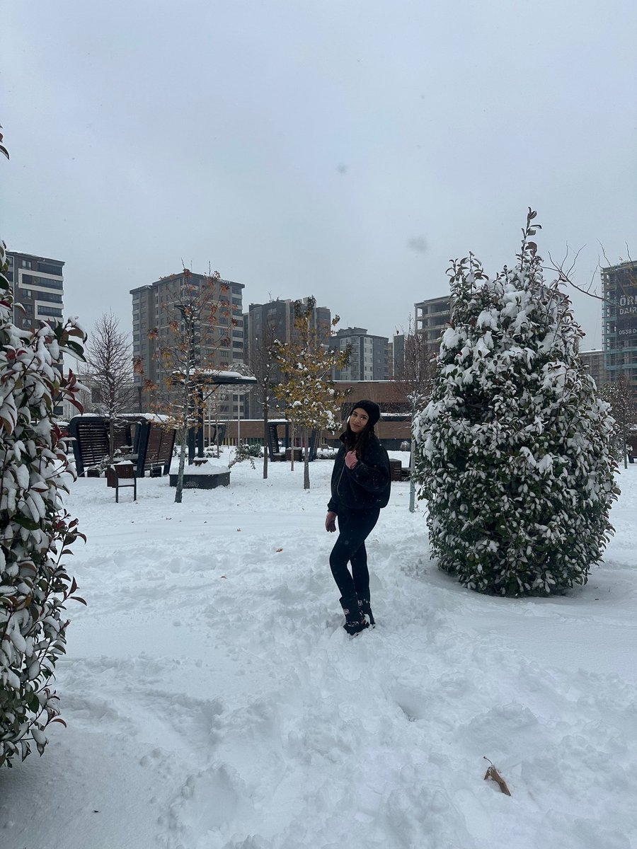 tmm eriyebilir artik ben story attim