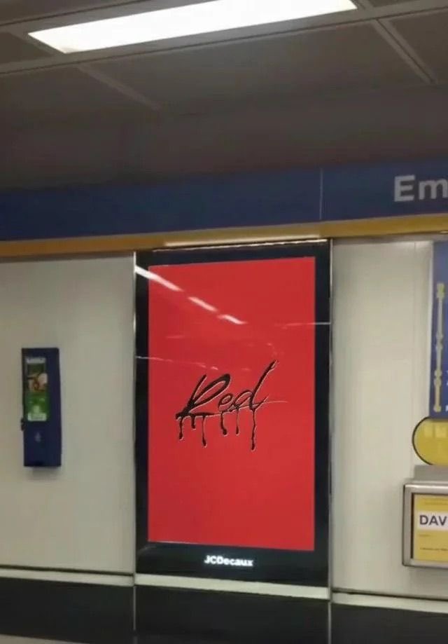 partyoj1's tweet photo. 🚨MULTIPLE WHOLE LOTTA RED POSTERS HAVE STARTED TO SHOW UP AGAIN

WHAT IS THE POINT OF ALL THIS⁉️ https://t.co/2hcZbd7Wcd