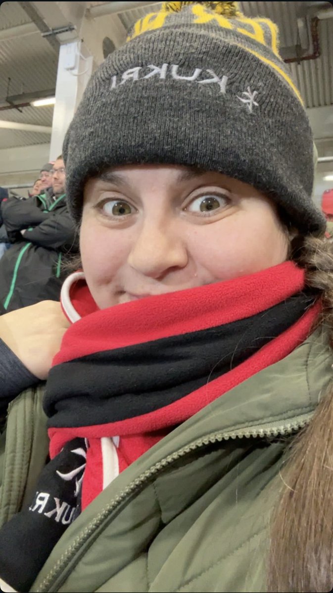 jenc1410's tweet photo. A very cold but deeply satisfying win tonight! ❄️ Happy New Year Ulster pals! #suftum #ULSvMUN https://t.co/cE0YU0KL18