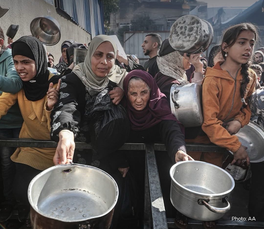 1.6 million people in Gaza face extreme hunger and critical malnutrition risks.

Sufficient food is not allowed to enter.

Allowing humanitarian aid in Gaza is not a favor-it is an obligation under international law.

Open the gates. Let aid into Gaza now!