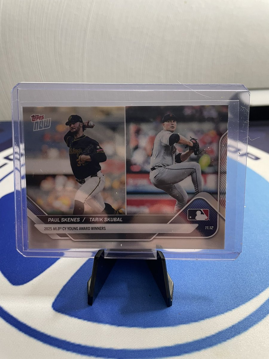 🔥🔥GIVEAWAY 🔥🔥

We have the 2025 <a href="/Topps/">Topps</a> Now Cy Young winners for our first giveaway of 2026, courtesy of <a href="/CougarCardShop/">Cougar Card Shop</a>!

To enter:
Simply follow, RT and like this post.

Bonus entry:
Comment who will win Cy Young awards in 2026!

Winner chosen randomly on 1/18!!