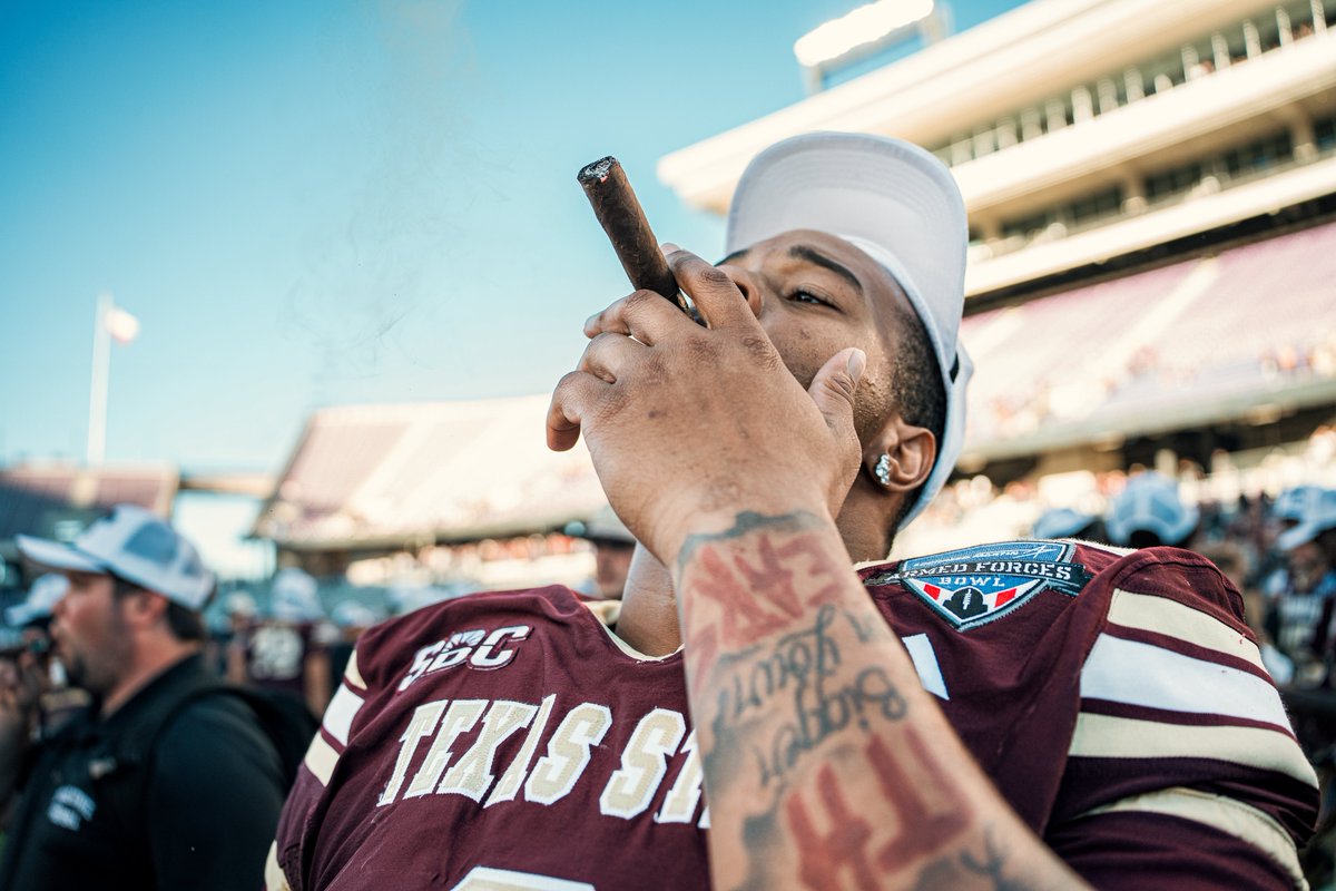 TXSTATEFOOTBALL's tweet photo. DUBS🥳 https://t.co/O2TGFThOGm