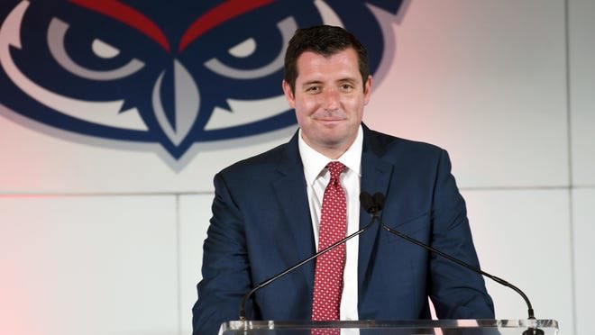 DarrienStarling's tweet image. Public reporting shows a few AAC AD deals, like FAU and Memphis, include fundraising benchmarks.

USF’s CEO model feels more modern, tying pay to growth, fundraising, and conference realignment.

If roster funding is the priority, should AD compensation reflect that reality?