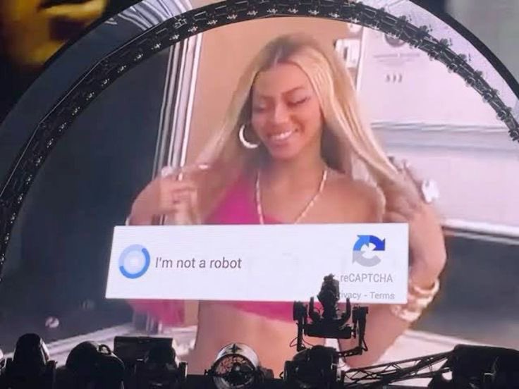 Jonathzn's tweet image. 