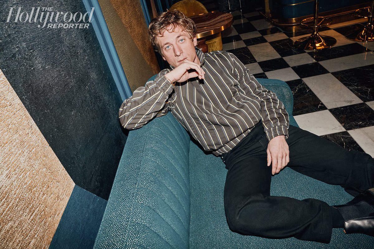 THR's tweet photo. On the #THRRoundtable, Jeremy Allen White opens up about the moment he felt most vulnerable to failure while filming #DeliverMeFromNowhere.
"Every day. I don’t think I ever feel totally certain on any job, but for this one, I never felt as if I was on real firm ground.” https://t.co/gk8Q4Sz0Zd