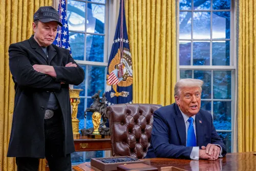 murderbydecree's tweet photo. Breaking interview, January 3: "Mind Control Factories, ICE, and the Ninth Circle: The Deadly Trinity of Musk, Dolan, and Trump" - on @shaunattwood  with Kevin Annett @murderbydecree 
Saturday, January 3, 2026 at 12 noon pacific, 3 pm eastern, 8 pm UK time at this link:
https://t.co/EDlQ4dOOAy

Continuing from our last interview linking Cardinal Dolan and Trump with the murder of priest Joe Moreno, we've discovered a whole new area of crime involving the use of ICE detainees as involuntary human test subjects in Elon Musk's Neuralink experiments in brain chipping, relying on the usual Vatican financial involvement and Trump endorsement.

Kevin will lay out the new evidence the court has uncovered about this latest crime against humanity and describe what citizens are doing on the ground to stop it.