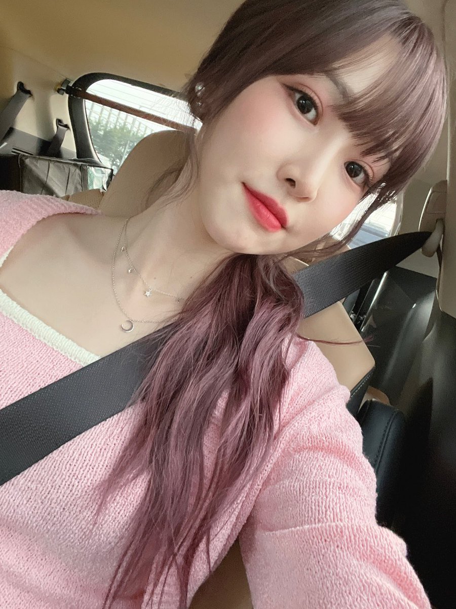 rec__files's tweet photo. ⠀
⠀
⠀⠀⠀⠀             𓊈 n𝕚na’𝓈 𓊉 𑁍ࠬܓ up𝚍a𝕥e :
⠀ ⠀           a 𝕔al𝐥 𝐟rom t𝚑e 𝐧at𝕚on ✿ 𝚐ues𝕥 ⠀
⠀
⠀⠀⠀⠀ https://t.co/fWlEc7Ou5w
