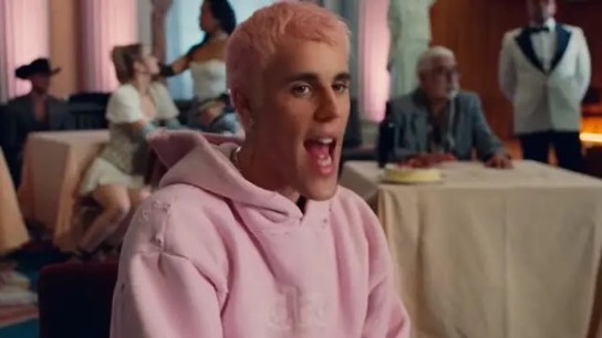 PopBase's tweet image. 6 years ago today, Justin Bieber released ‘Yummy.’