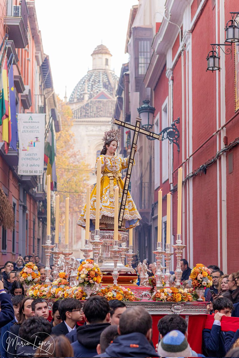 Granada se vuelve a hacer niña tras los pasos del Dulce Nombre de Jesús. 

<a href="/HumildadGranada/">Cofradía de la Humildad</a> 
<a href="/amdulcenombre/">AM Dulce Nombre</a>