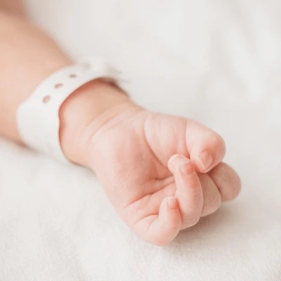 Fastinfoo's tweet image. Pierwsze dziecko w Polsce w 2026 urodziło się w Warszawie.

 Jest to dziewczynka o imieniu Abigail.