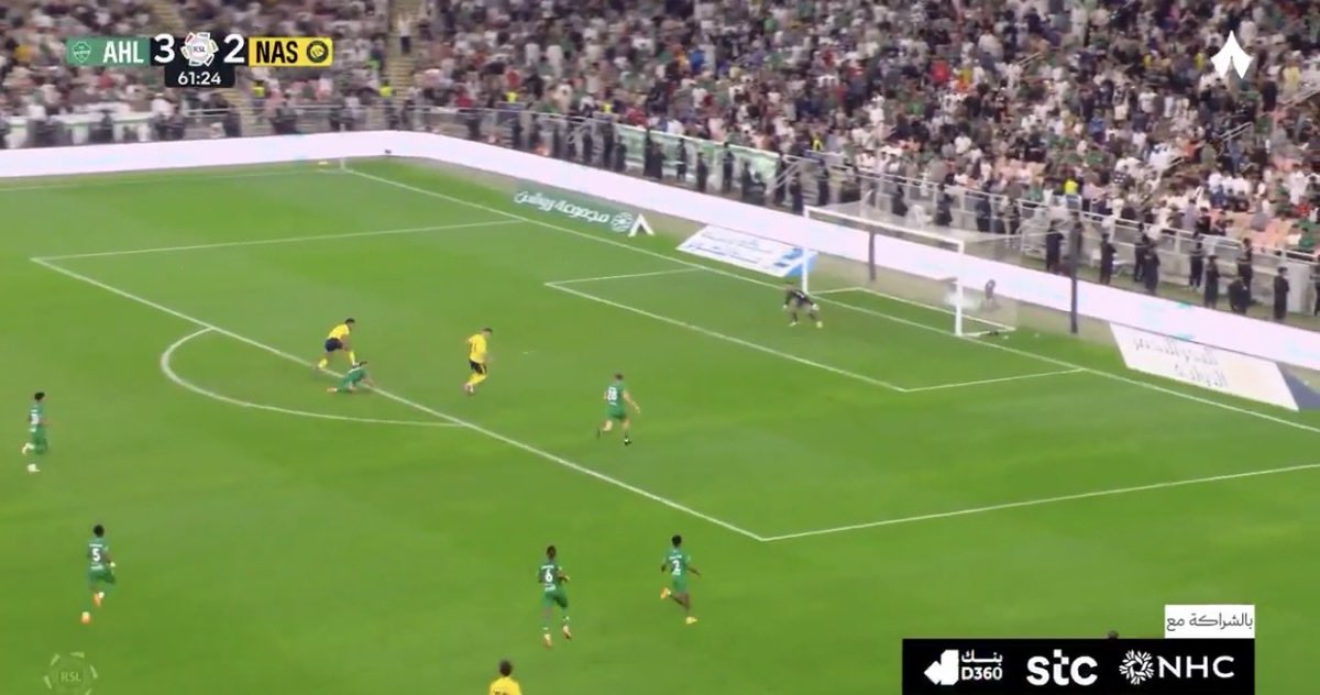 سوال 🚨
لماذا كلما اقتربت لحظات الحسم 
يرتعد ، يتخاذل ، يفشل ؟!؟

اكبر كذبة في التاريخ ان "رونالدو حاسم "