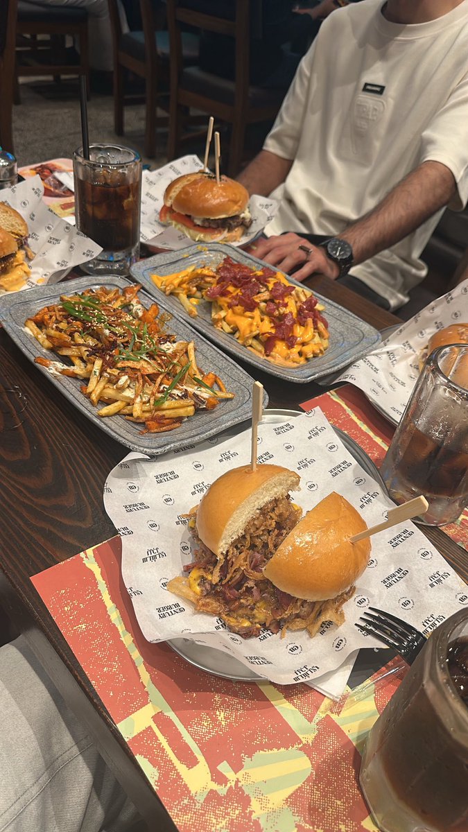 eoow_'s tweet image. 