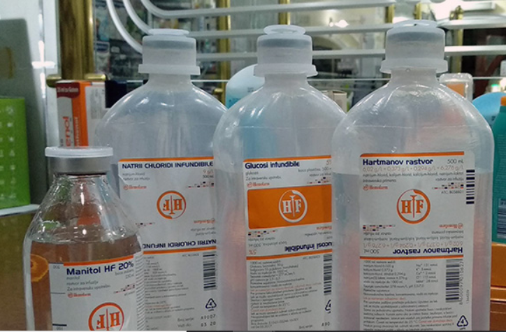 ❗️Zašto nema fiziološkog rastvora u Srbiji?
Ćutanje umesto odgovora
U Srbiji već nedeljama nema fiziološkog rastvora.
Građani su to, kao i toliko puta do sada saznali sa društvenih mreža a ne od institucija
Sa nestašicom su se najpre suočile apoteke, koje su prodale i poslednje