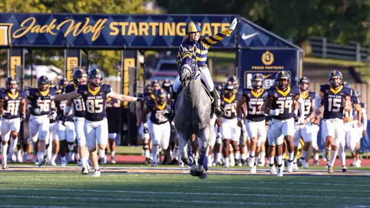 SiddonsTyler's tweet photo. Blessed to receive an offer from @racersfootball.
Thank you Coach @WrightJody and @CoachJWalker15 for the opportunity.
#GoRacers https://t.co/gohac6pcNT