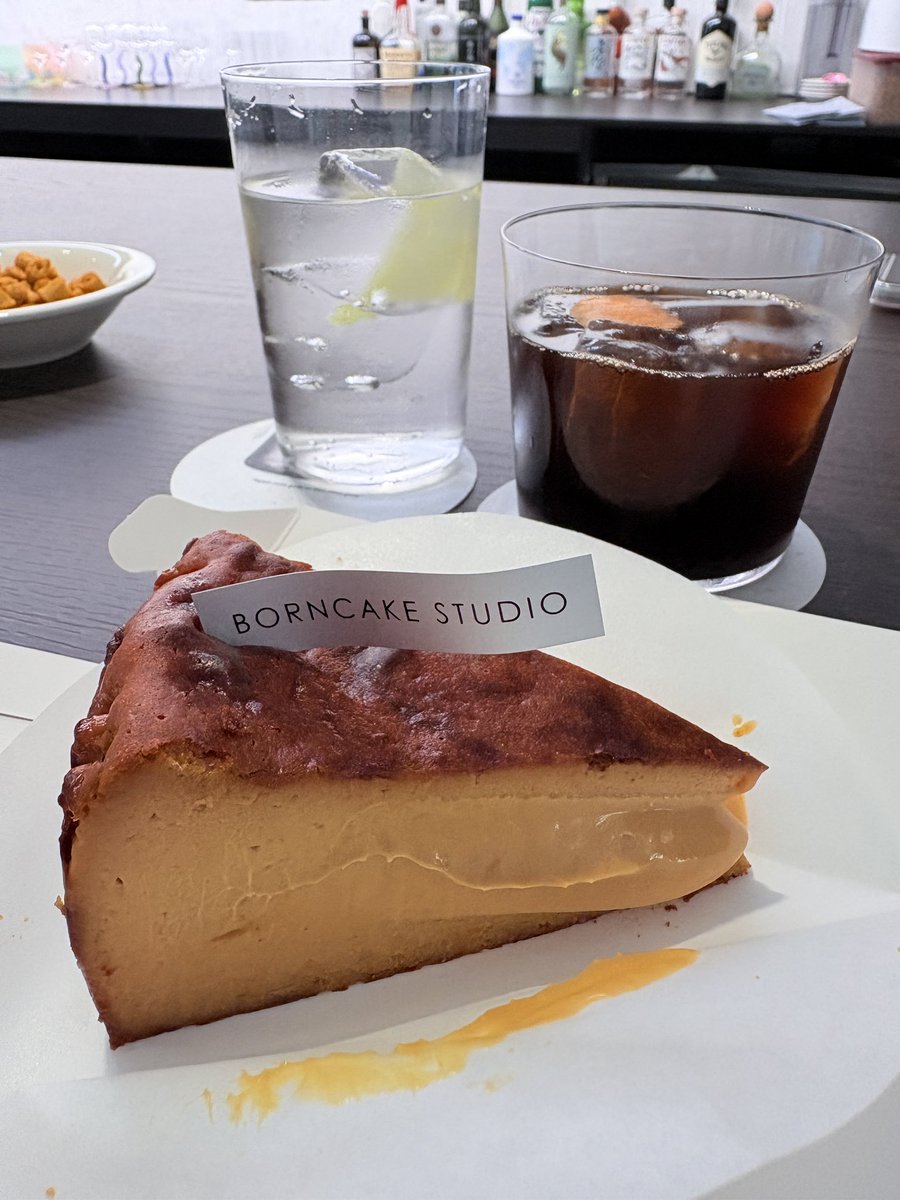 hellomy2024's tweet image. 爱是好奇、是了解对方的欲望
不好奇、不关心=不爱