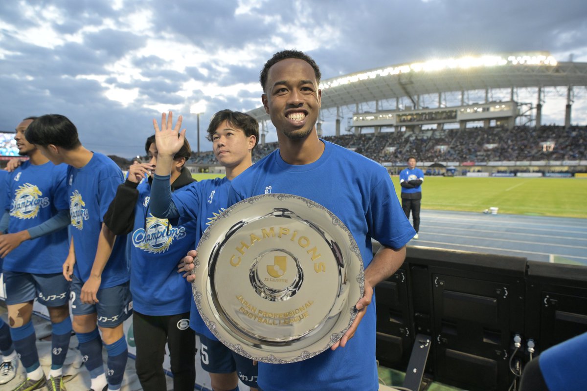 hollyhock_staff's tweet photo. 【鷹啄トラビス選手 セレッソ大阪へ完全移籍のお知らせ】

この度、鷹啄トラビス選手がセレッソ大阪へ完全移籍することとなりましたので、お知らせいたします。

https://t.co/3yeU8MtsdQ

#鷹啄トラビス @travis260917
#水戸ホーリーホック https://t.co/BGwOalYU2U