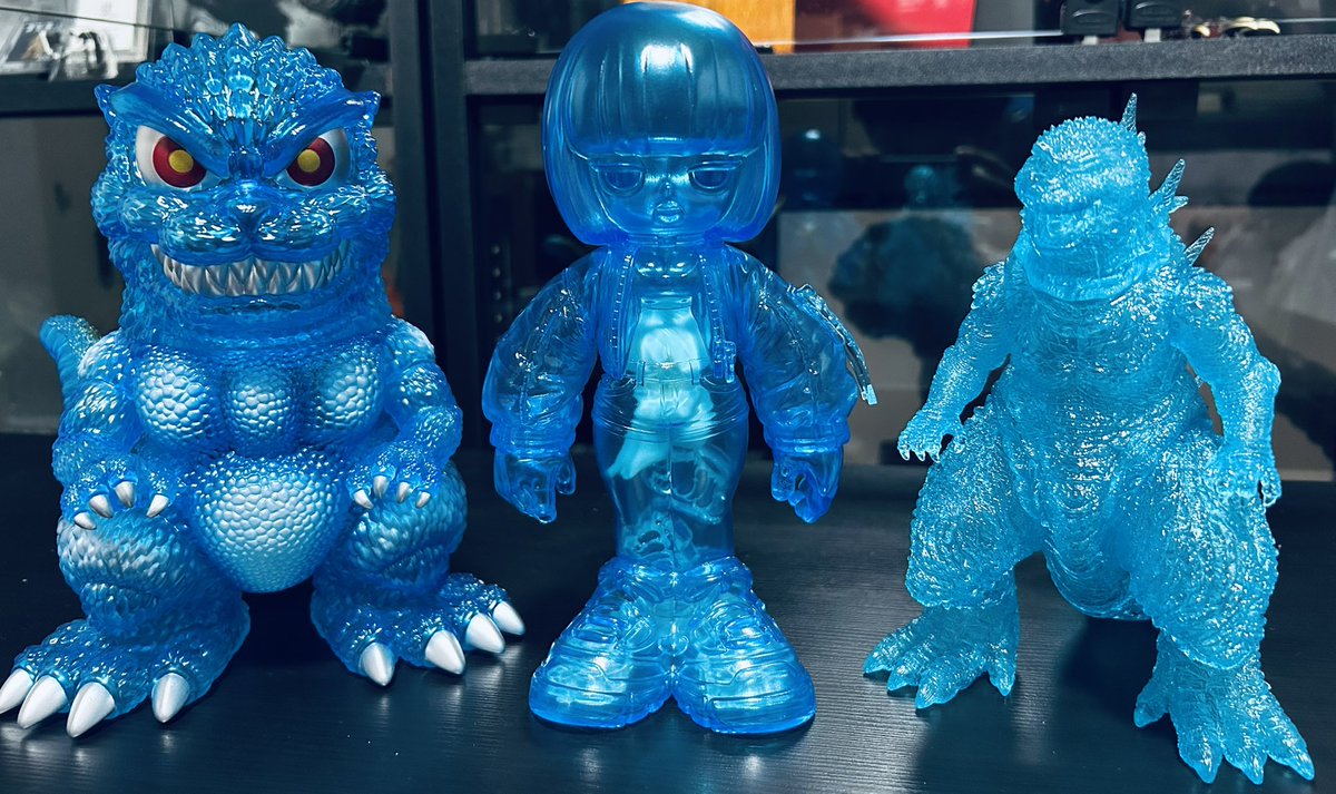 画像加工無しでこの発光力は凄すぎる. ※めちゃくちゃ強い光を当てた