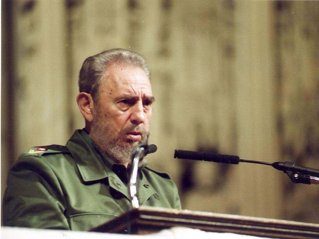 La Revolución ha despertado el sentido moral del pueblo;  ha despertado la solidaridad humana en los hombres y mujeres de nuestro pueblo; ha abolido el egoísmo y ha convertido la generosidad en la virtud principal de cada ciudadano; la Revolución ha recogido lo mejor de la nación