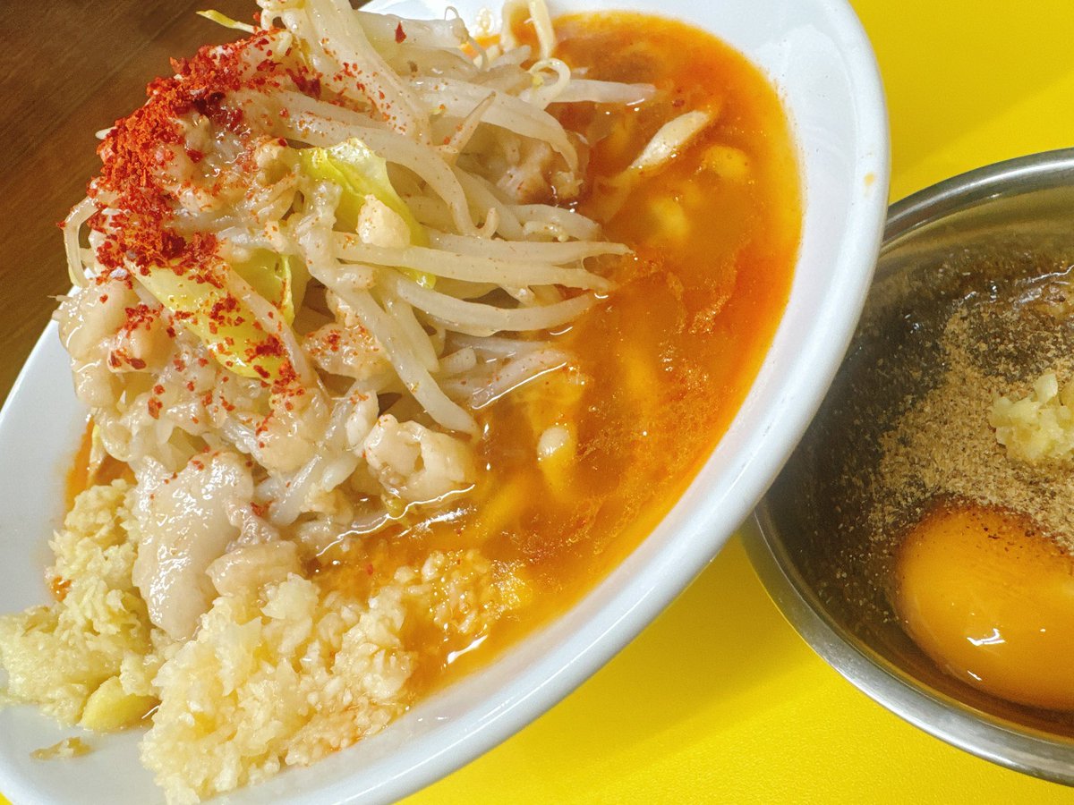 夜営業18時より再開いたします 全メニュー販売！ 中瓶も販売しており