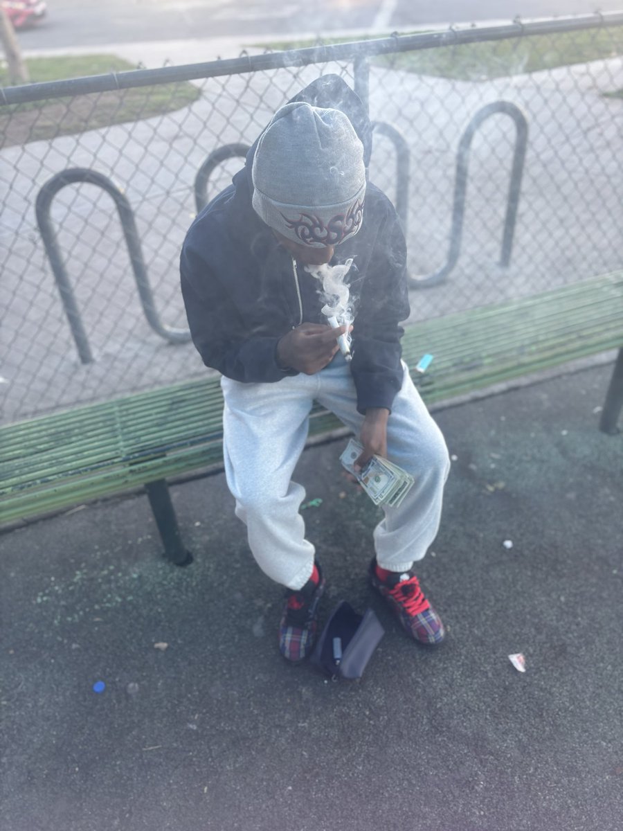 Datruth11500's tweet photo. We could gko instant if you really gotta chase are put on mky cleats n get Ina field 🎖️🌪️….. https://t.co/Cd1CzfXg6f