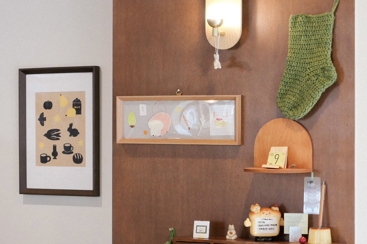 안녕하세요, 카페 후르츠 입니다 🧶

후르츠는 10시부터 (마지막 18:30)
좋은 느낌 가득한 공간으로 열어두겠습니다 🥖

날씨가 무척 추우니 감기 조심하시고
새해의 한 주도 고생 많으셨어요 -
푹 쉬어가는 주말 보내시길 바랄게요 ! 🍠