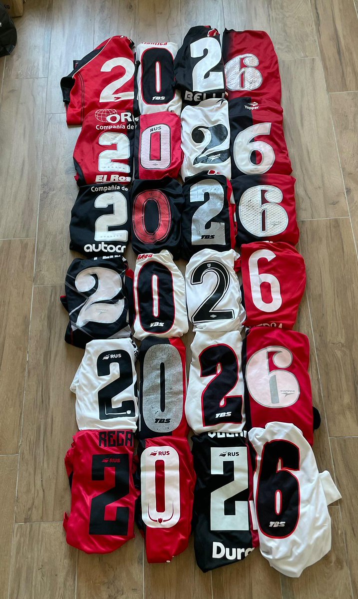 Felicidades Newell's, que el 2026 nos encuentre gritando goles inolvidables...

📸 foto de un Leproso coleccionista