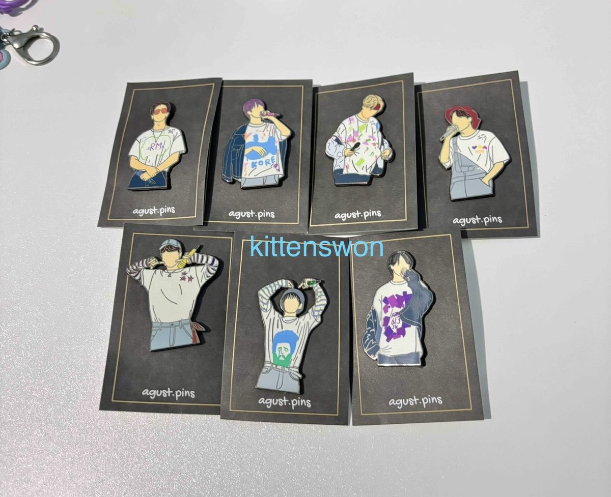 kittenswon's tweet image. [help rt] 🖇️ want to sell / wts 

enamel pin bts
start from 45k (price in reply)

📧 good condition/grade A, never use, negotiable
📦 exc. pack
🛒 co shopee, dom jaksel

t enamel pin bts bangtan rm namjoon jin seokjin suga yoongi jhope hoseok jimin v taehyung jungkook muster