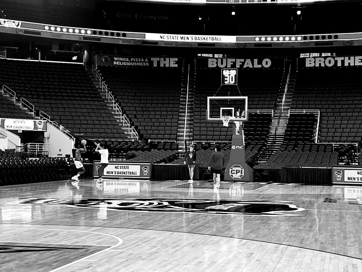 Andrew__Slater's tweet photo. 11 AM tomorrow 
🐺🐺🐺 vs Virginia 
65 days left of the regular season
#WPN https://t.co/YjOoPyEit0
