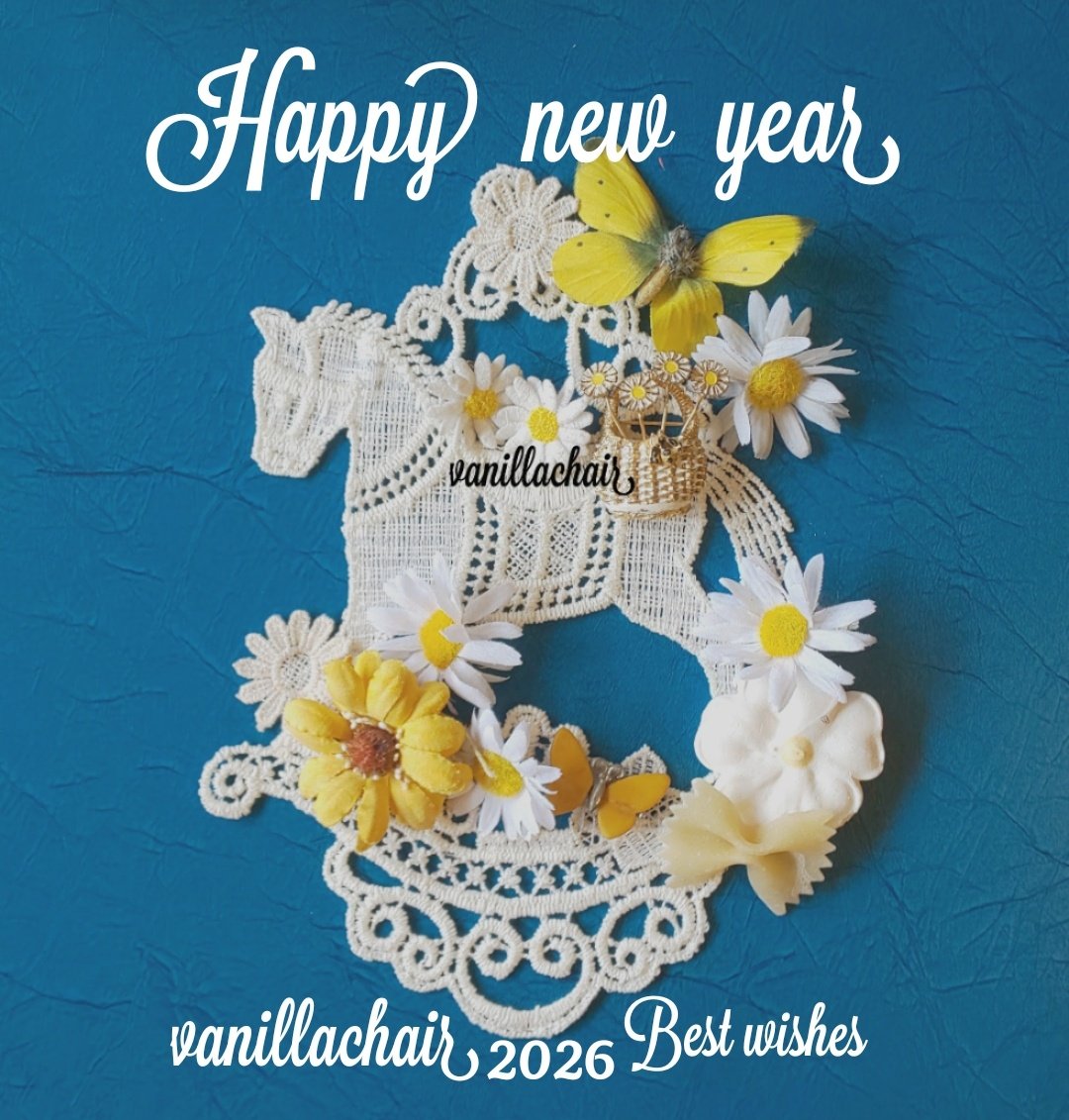 vanillachair's tweet photo. 今年もよろしくお願い致します🎍🐴🎍
新年1/6から1/12、府中ミッテンにてポップアップ💙２階エントランスにてご来店お待ちしております⭐
素晴らしい１年をお過ごしください🎀
#バニラチェア
#府中ミッテン
#あけましておめでとうございます https://t.co/l7bFwk5vP5