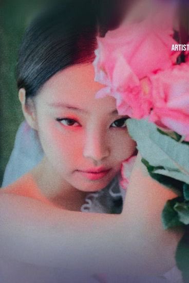 lee five tweet media